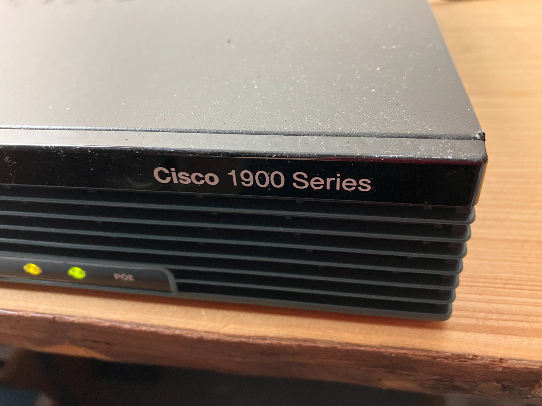 Cisco Modems & Router: CISCO 1921 Integrated Services Router – Gebraucht aus Fislisbach von  2