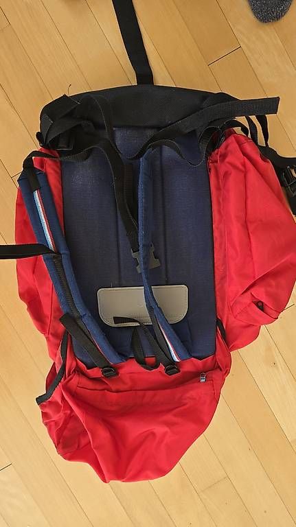 Rucksäcke: Grosser Rucksack rot – Gebraucht aus Zollikofen von Schloedi 4