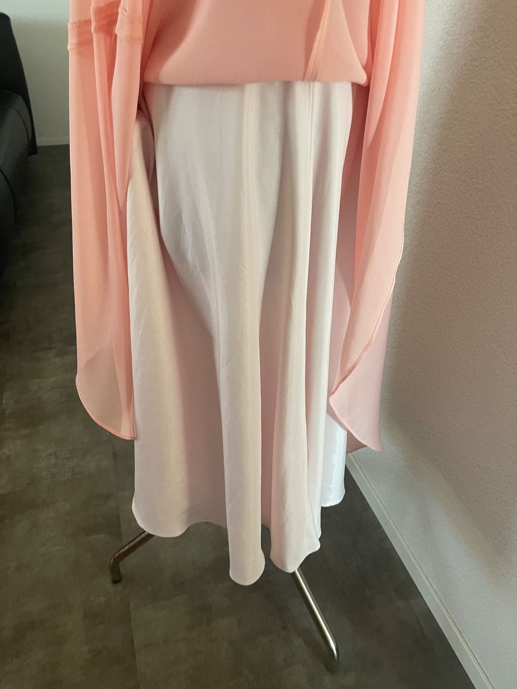 Kleider: Swing Cocktailkleid altrosa/nude Gr. 36 – Gebraucht aus Dörflingen von Benz63 3
