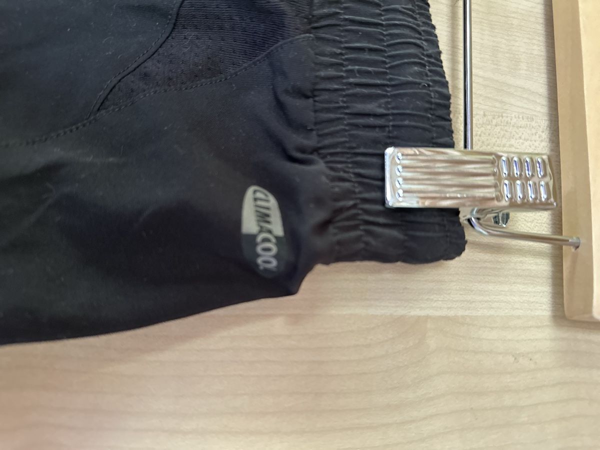 Adidas Pantaloni: Adidas Vintage Shorts – Nuovo (secondo la descrizione) da Obersaxen venduto da sin_mvy5 2