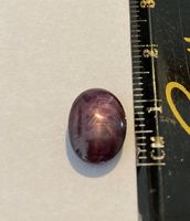 Cabochon ovale Rubis étoilé 5,08 ct / Rubin