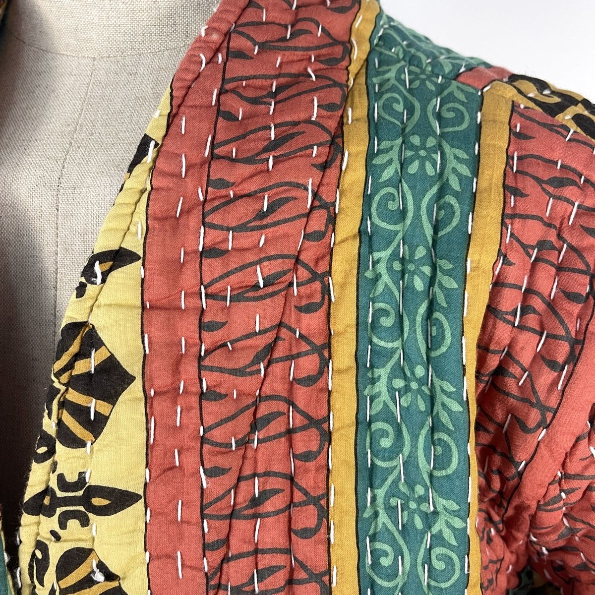 Giacche: MAISON HOTEL New Quilted Jacket – Nuovo e nell'imballaggio originale da Emmen venduto da Nightingale_2022 3