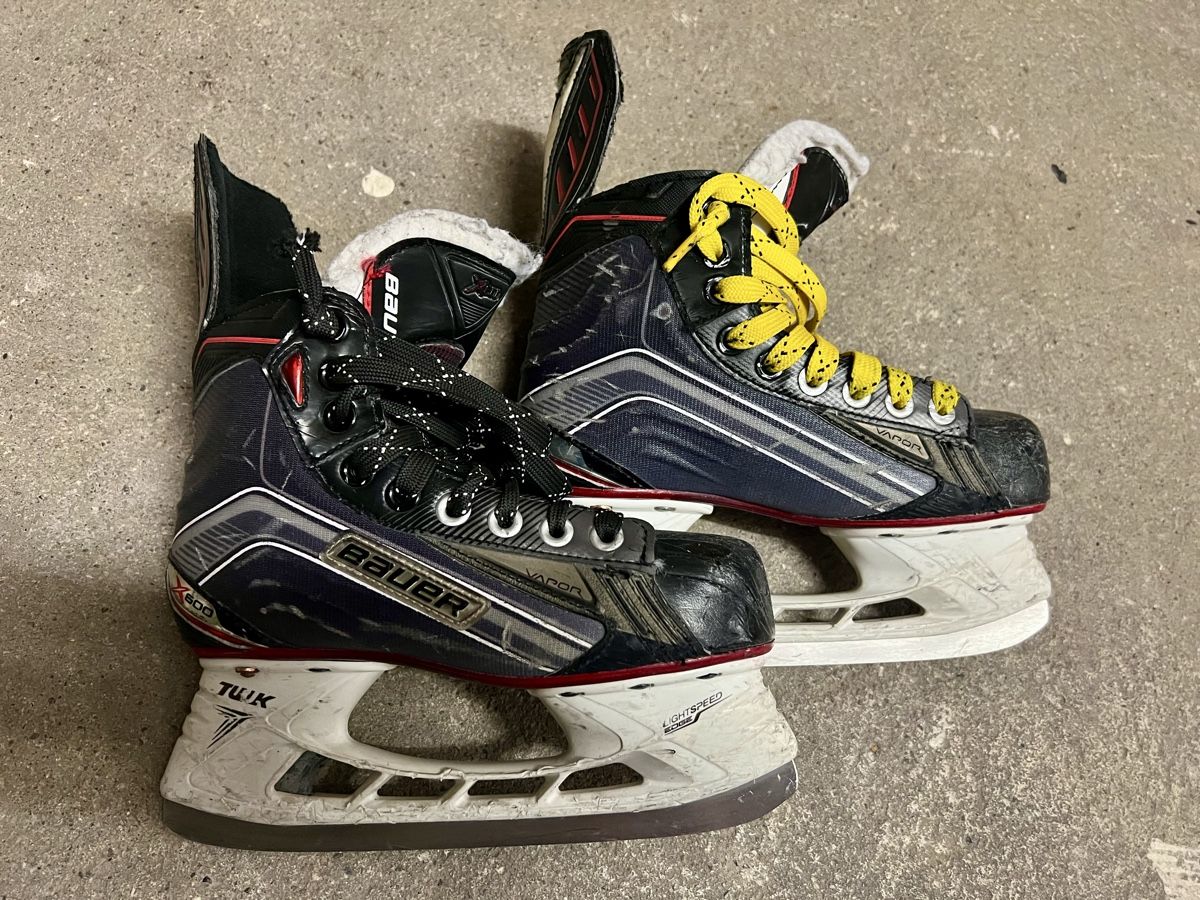 Bauer Patins à glace: Bauer X600 Schlittschuhe – D'occasion à Thun par Lonestar79 1