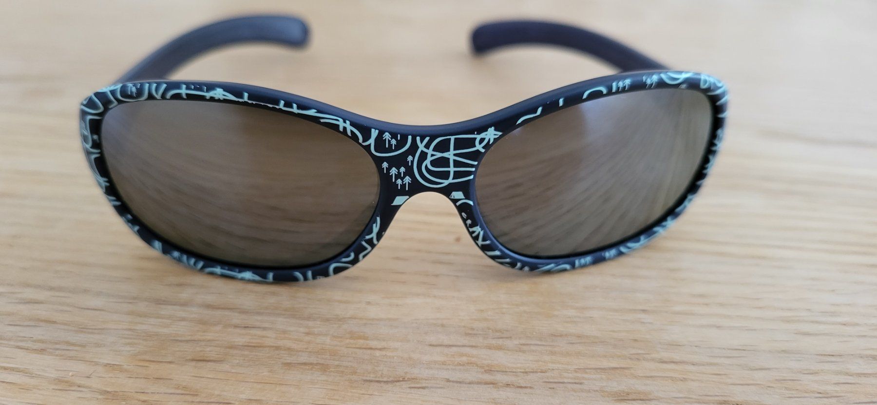 Occhiali & Lenti: Baby Sonnenbrille Quechua neu – Nuovo (secondo la descrizione) da Oberwil BL venduto da Manue1974
