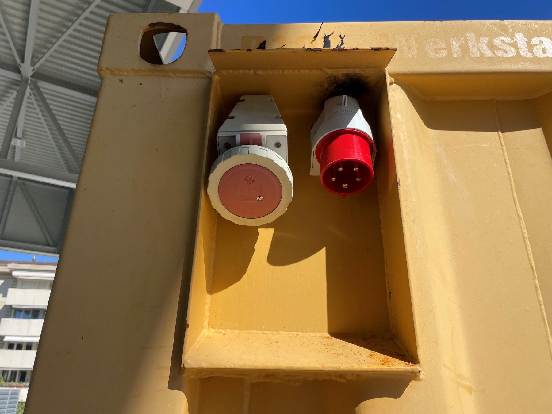 Conteneurs de construction: 20' Mannschaftcontainer, Container, Werkstatt, Seecontainer! – D'occasion à Kradolf par BKSAG 8