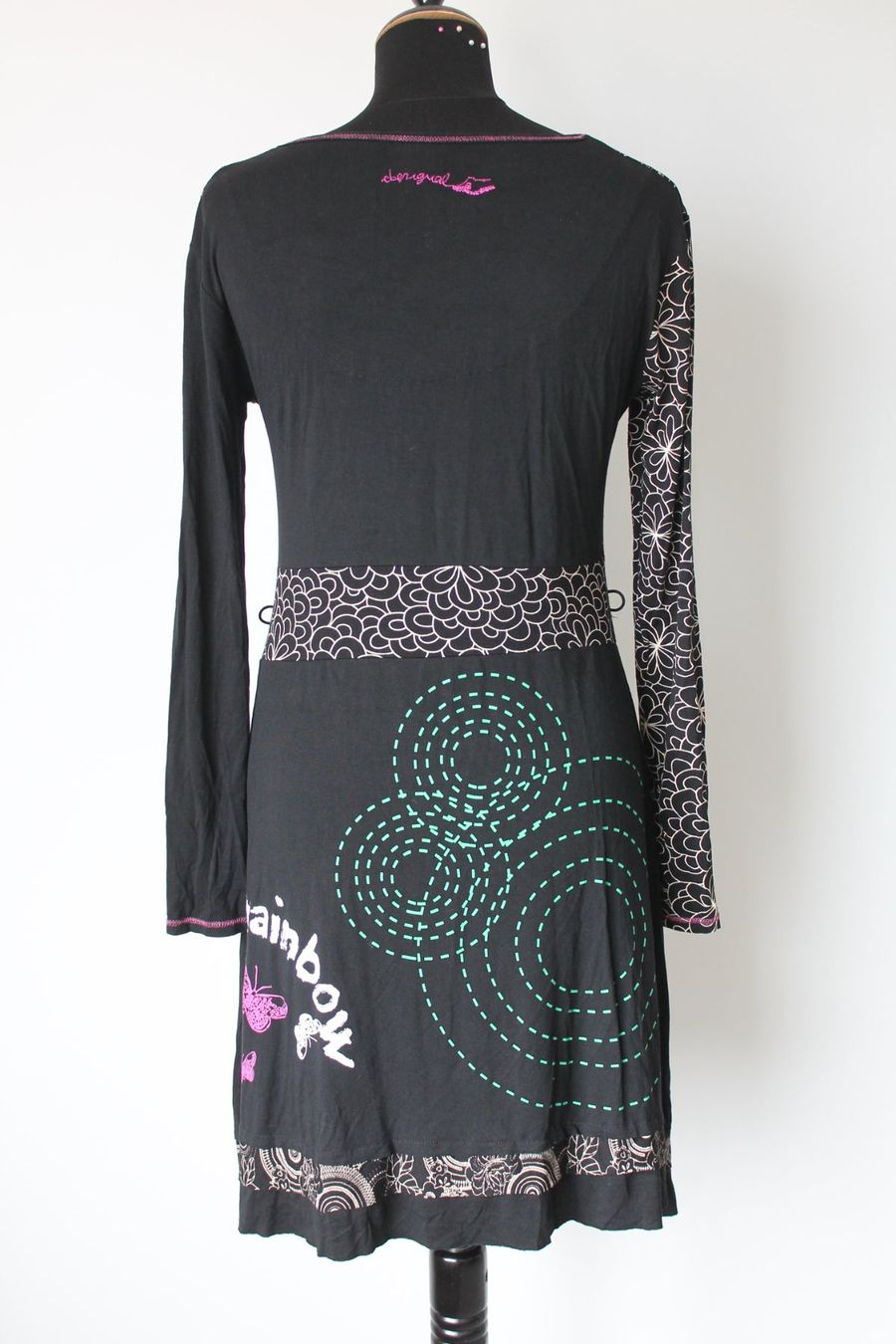 Desigual Robes: Robe DESIGUAL taille XL – D'occasion à Chez-le-Bart par jasse 1