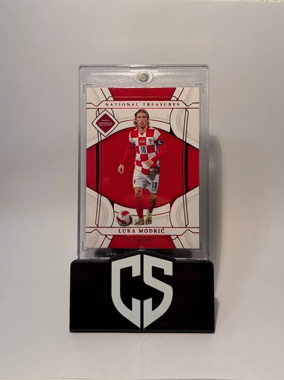 Panini Carte collezionabili: 2022 Panini National Treasures Luka Modric /11 Ruby – Usato da Oftringen venduto da collectsupply