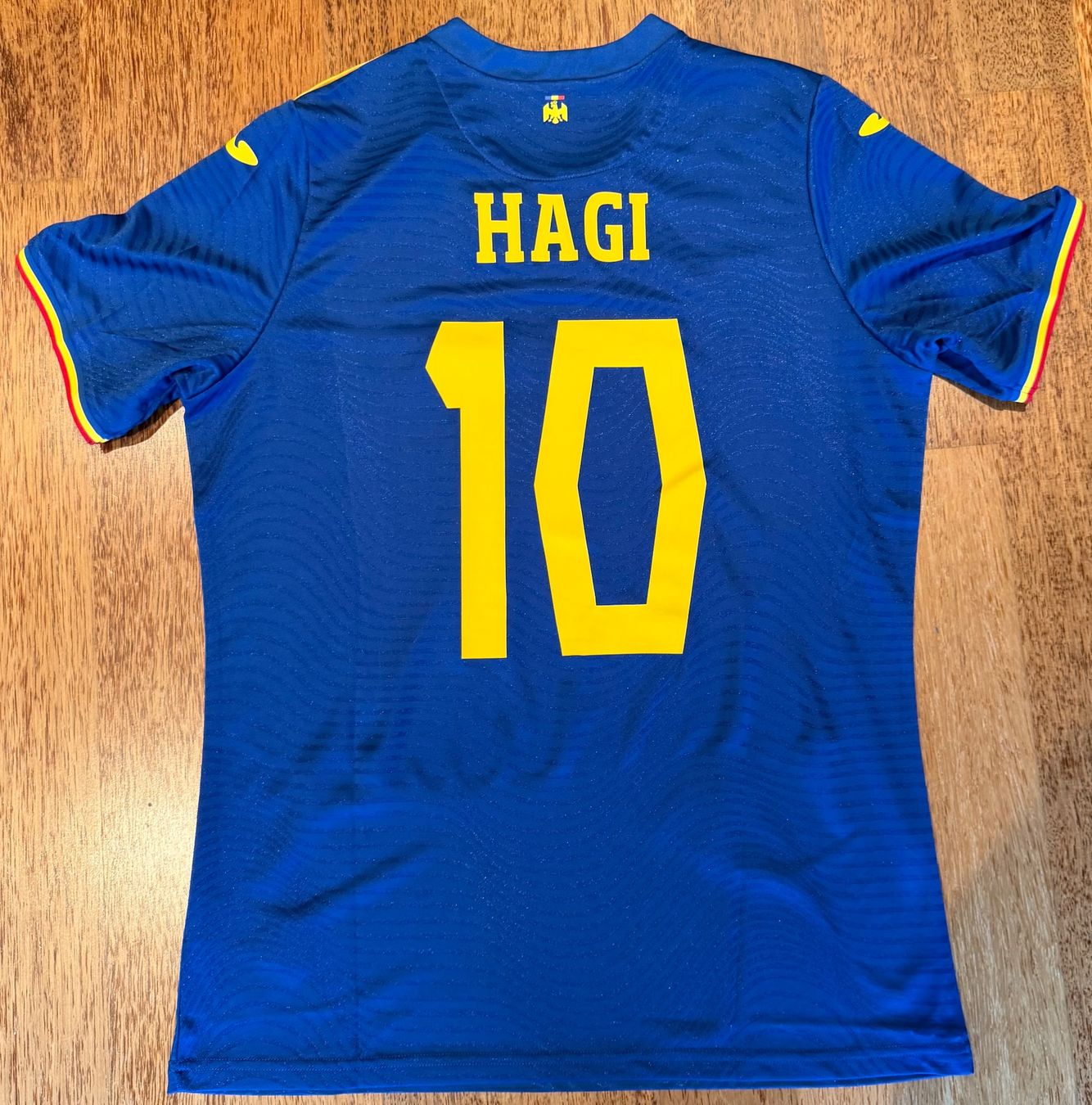 Canottiere & Pantaloni: Rumänien third Shirt Hagi - Saison 2025 – Nuovo (secondo la descrizione) da Hermetschwil-Staffeln venduto da Beat131