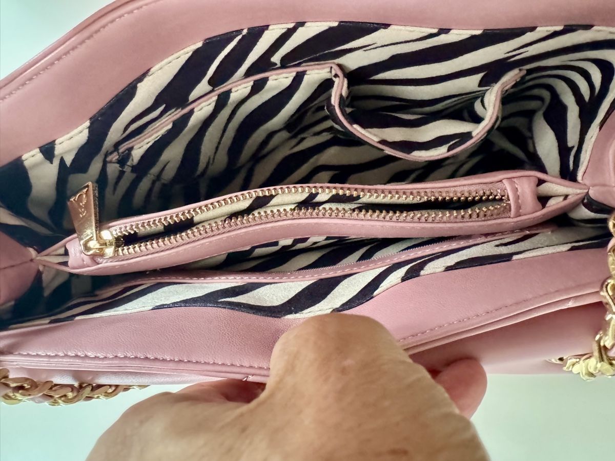 Borse da donna: Rosa Ledertasche neu – Nuovo (secondo la descrizione) da Niederurnen venduto da Chanel40 1