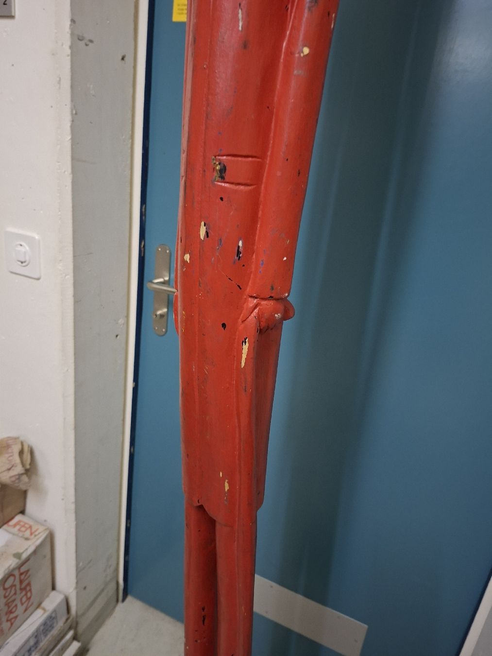 Skulpturen & Statuen: Afrikanische Skulptur ca.210cm, alt. – Gebraucht aus Grossdietwil von hufi10 5