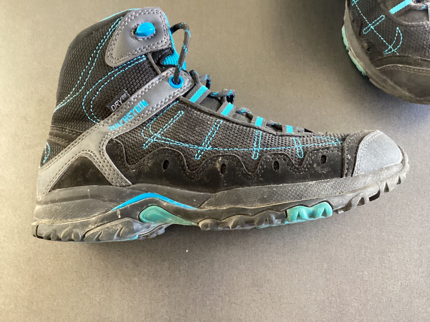 Dachstein Herrenschuhe: Wanderschuhe Dachstein DryDS schwarz blau gebraucht – Gebraucht aus Hüntwangen von Jcougar 1