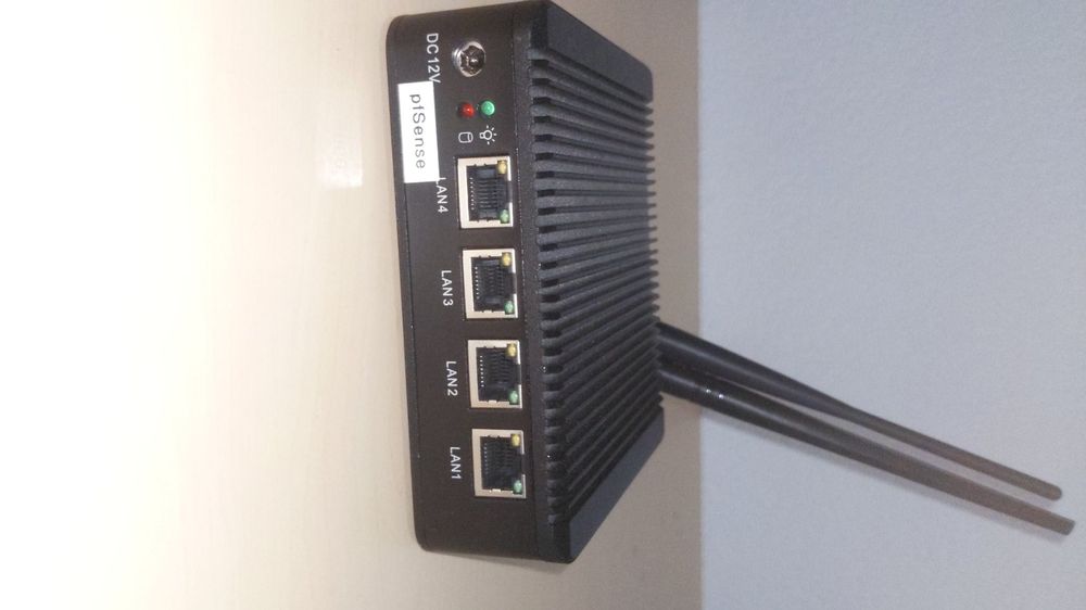 Kleiner Leistungsstarker Mini PC, pfsense Firewall, Router (Gebraucht ...