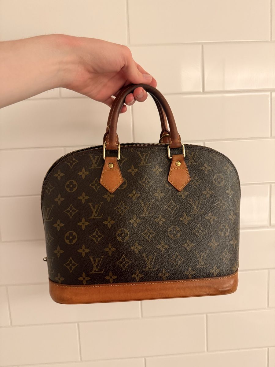 Louis Vuitton Sacs femmes: LOUIS VUITTON ALMA MONOGRAM PM – D'occasion à Basel par tomsfashion01 2