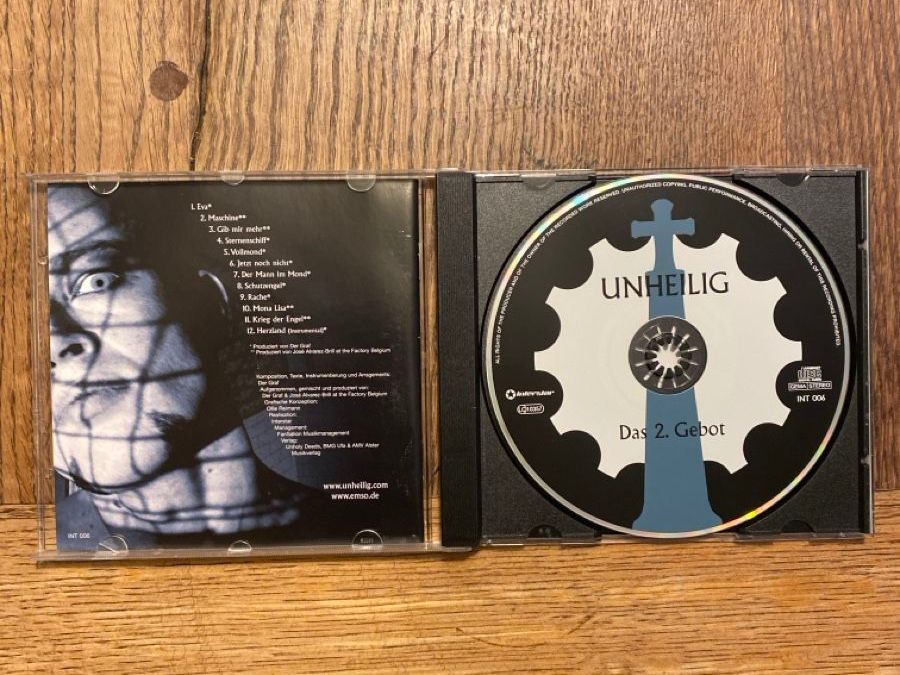 CD: Unheilig-Das 2.Gebot CD – Usato da Liestal venduto da Stephanoceras1 2