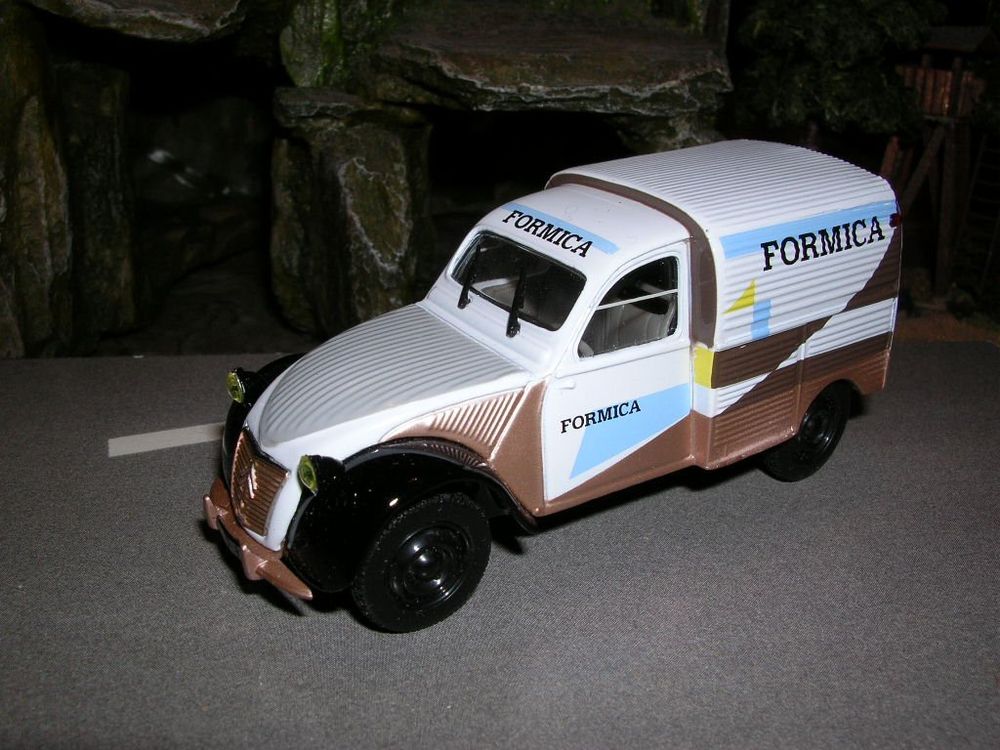 Norev 1/43 Citroën 2CV AZU Fourgonnette 1955 - Made In France 1994 - Occasion Boîte