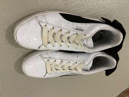 Puma Basket Sneaker, Gr. 38.5, Weiss/Schwarz