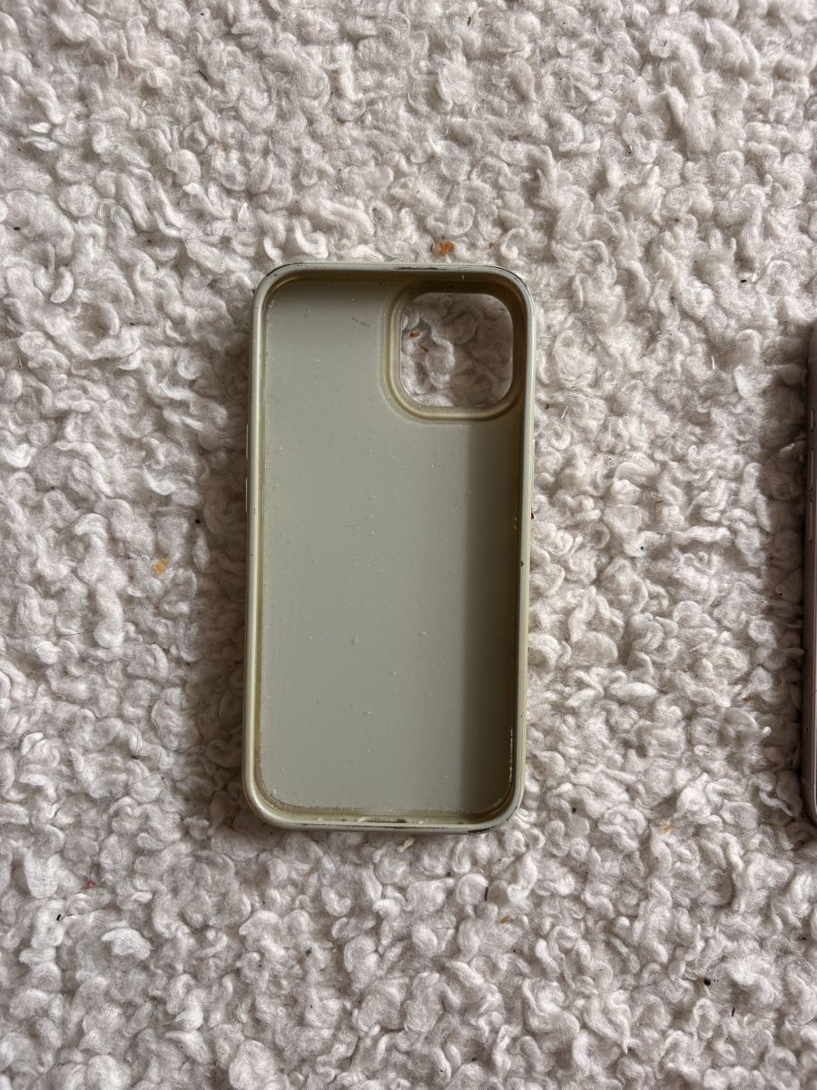Apple Handys / Smartphones: Apple iPhone 13 128 GB mit Schutzhülle – Gebraucht aus Zermatt von 0789247192 5