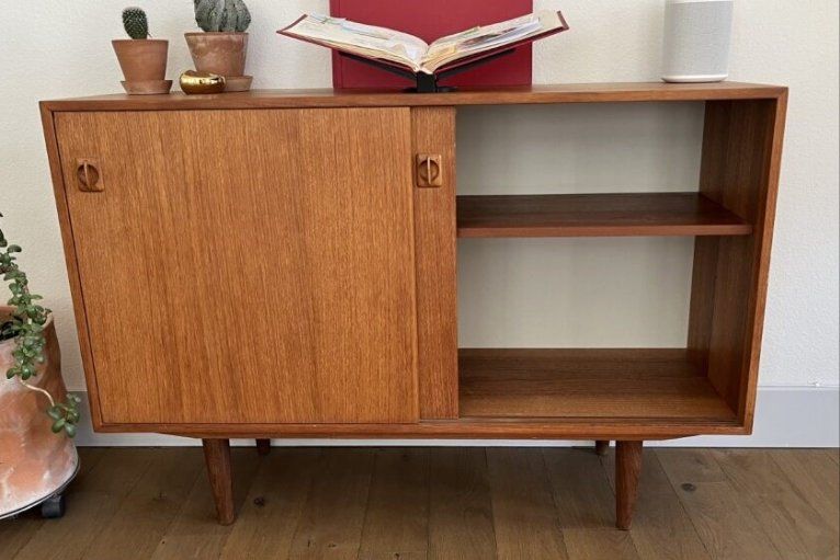 Set di tavolo e panche: Dänisches Teak Esszimmer-Set mit Tisch & Sideboard – Usato da Brugg AG venduto da ben_7byv 6