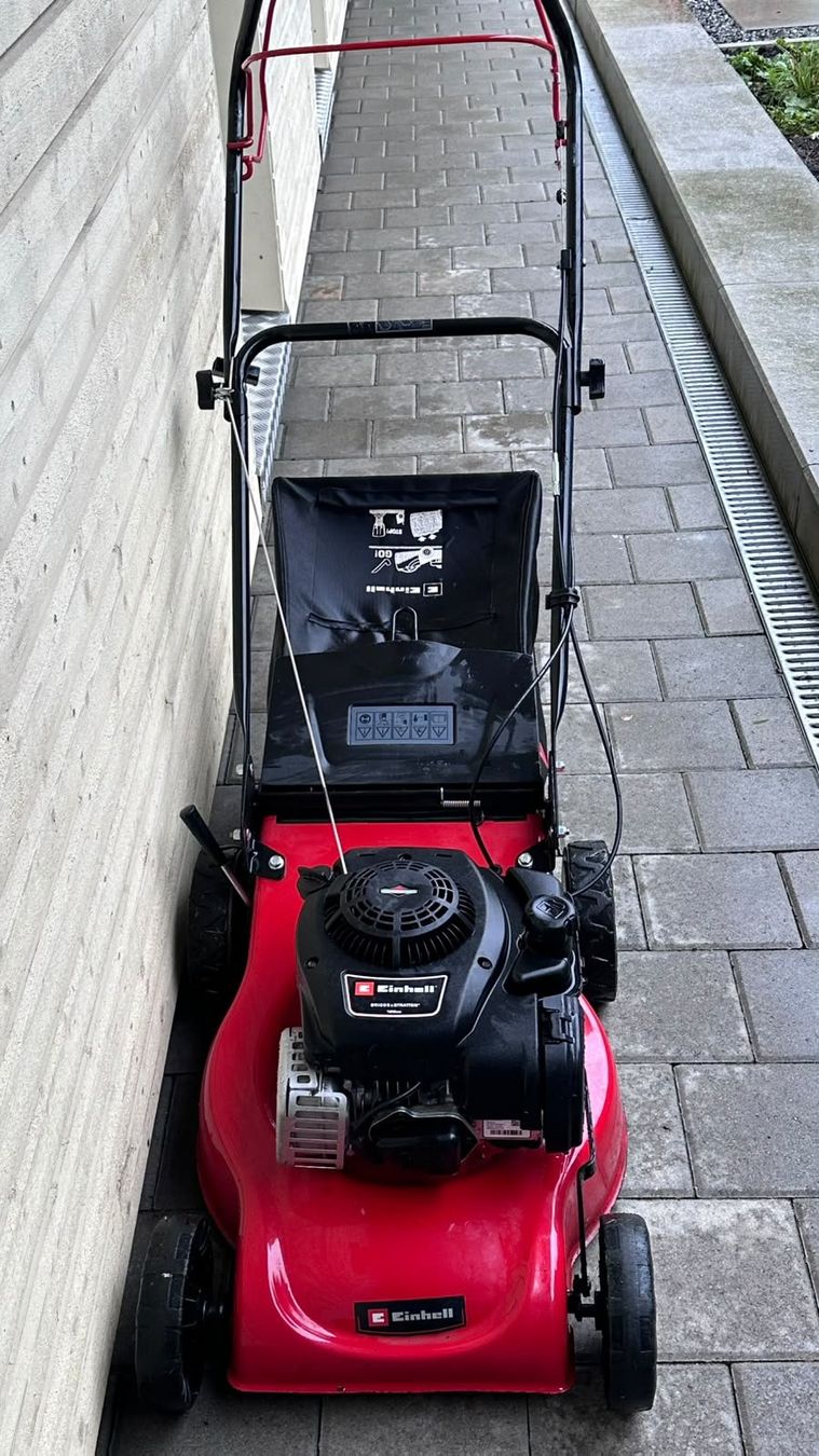 Einhell Tagliaerba: Benzin Rasenmäher EINHELL 46cm – Usato da Tagelswangen venduto da TAWA98 1