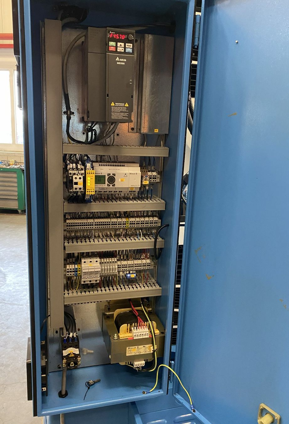 Tutte le macchine: Fäsmaschine mit Prototrak Zyklussteuerung, manuell oder CNC – Usato da Fislisbach venduto da ProtoTrak 2