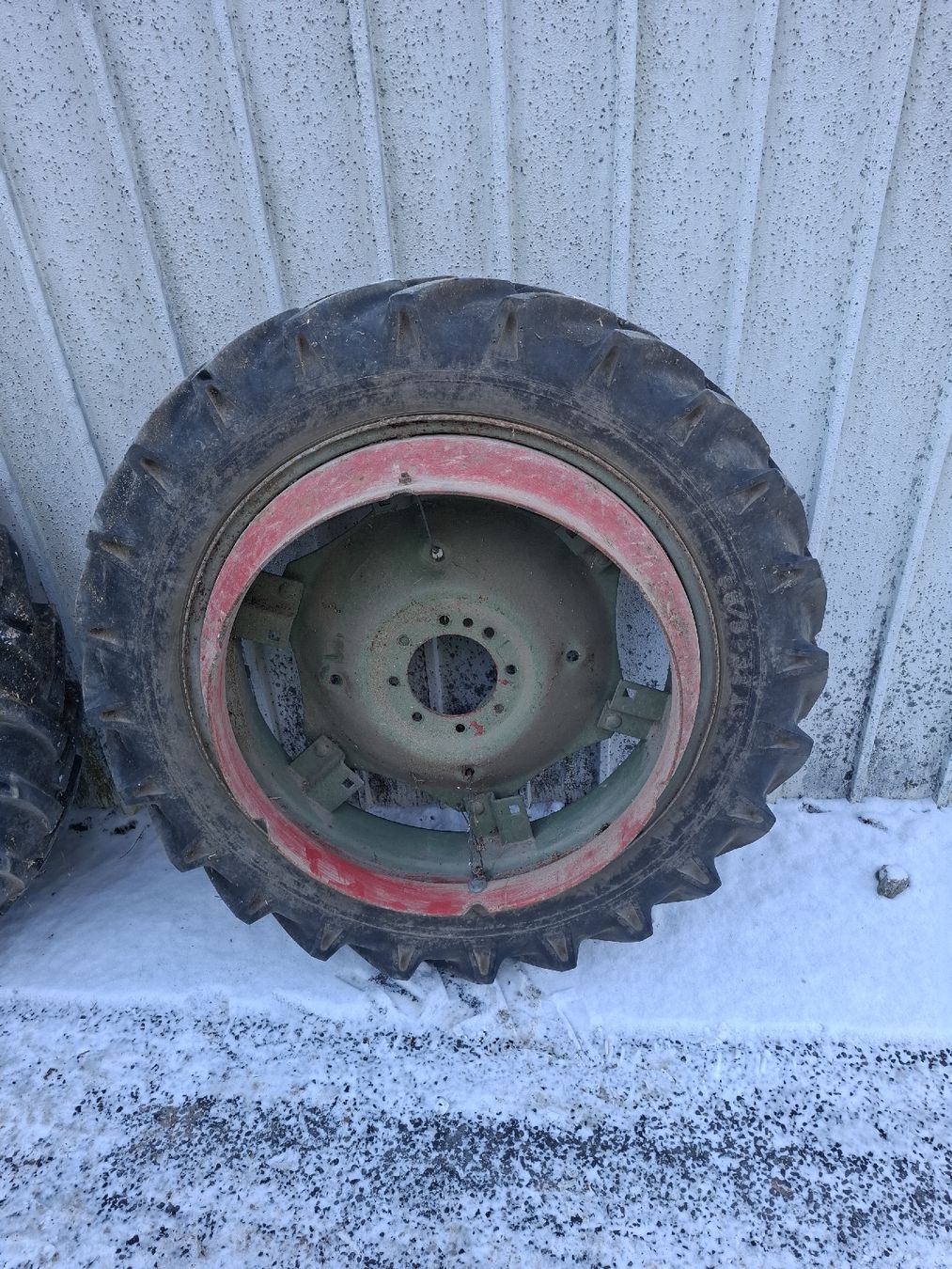Bührer Tracteurs: Doppelrad zu Bührer  – D'occasion à Teufenthal AG par _NO__STRESS_ 2