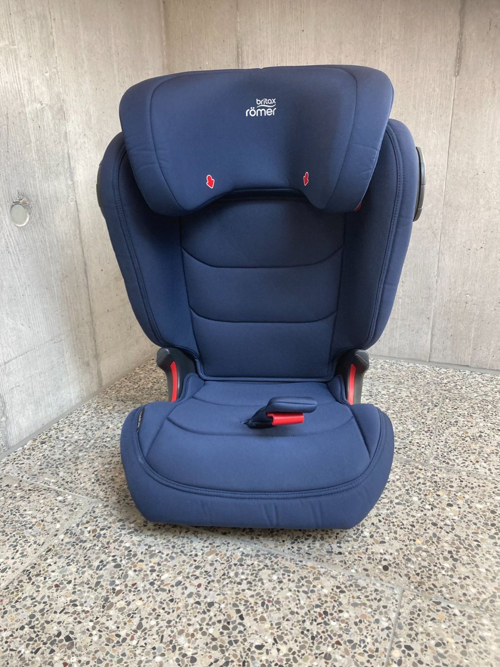 Britax Römer Seggiolini per auto: Britax Römer Kidfix III M – Usato da Zürich venduto da donpuffo