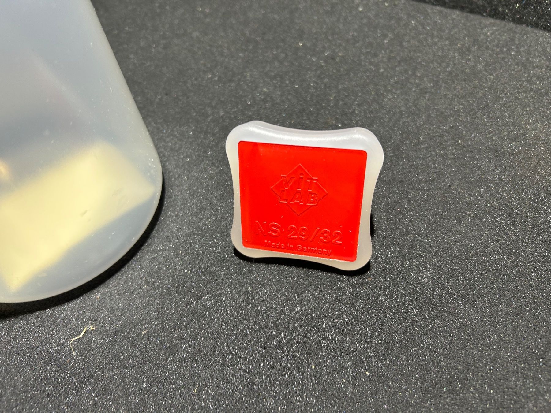 Accessori da laboratorio: Neu 3x Steilbrustflaschen PPN mit Polystropfen – Nuovo e nell'imballaggio originale da Schupfart venduto da philippb06 1
