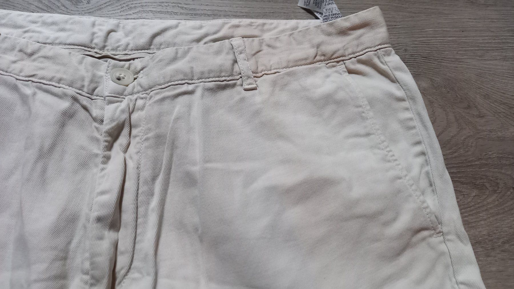 Zara Pantaloni: Zara Man Kurzhose  XL – Usato da Bätterkinden venduto da Elefantenzoo 1