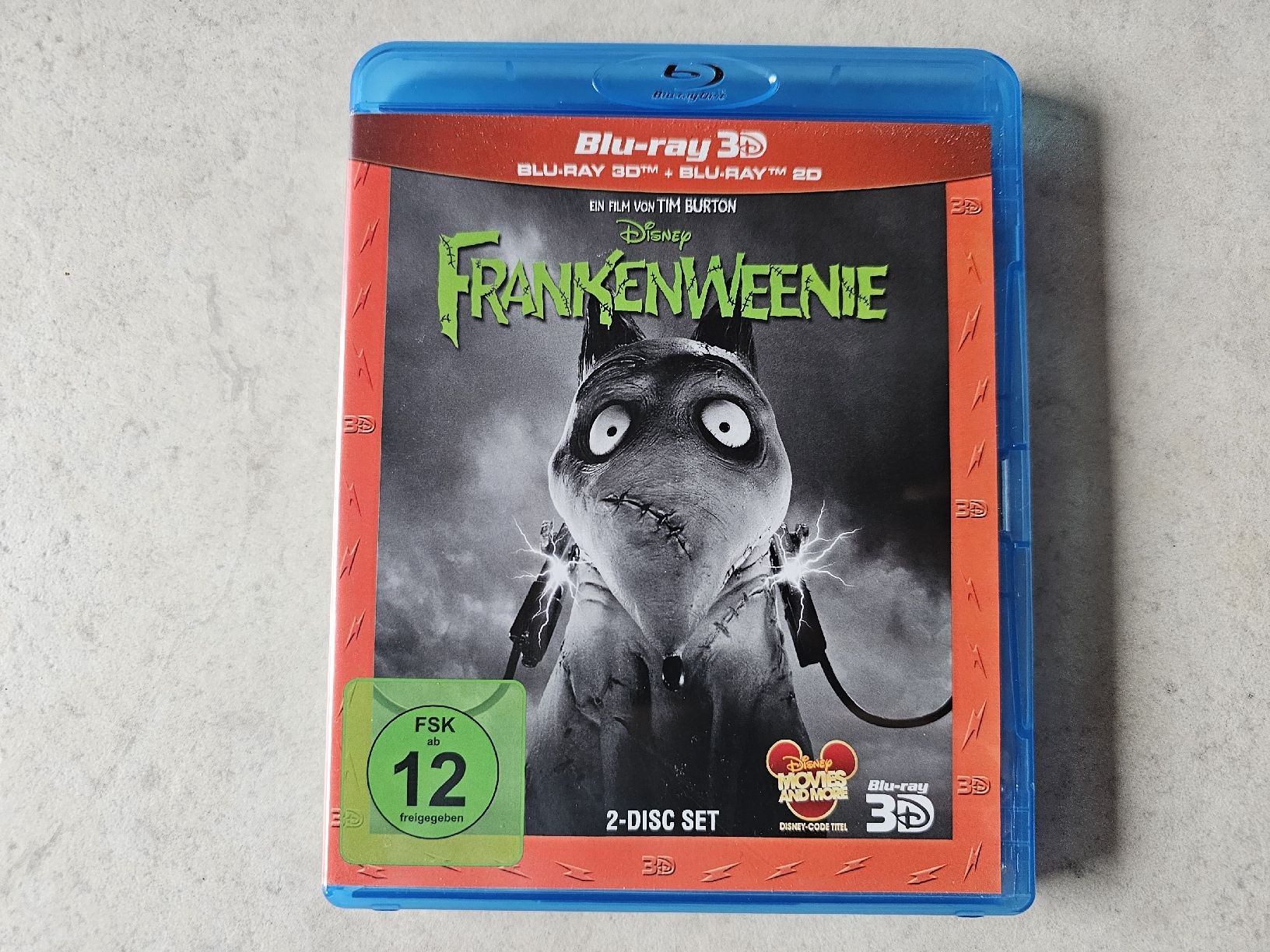 Alle DVDs: Frankenweenie  /  Bluray 3D + 2D – Gebraucht aus Schneisingen von backstore24