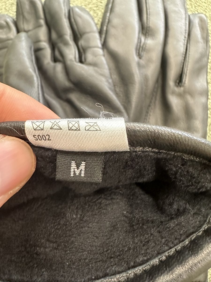 Gants & mitaines : Schwarze Lederhandschuhe  – D'occasion à Steinhausen par casaplia 2