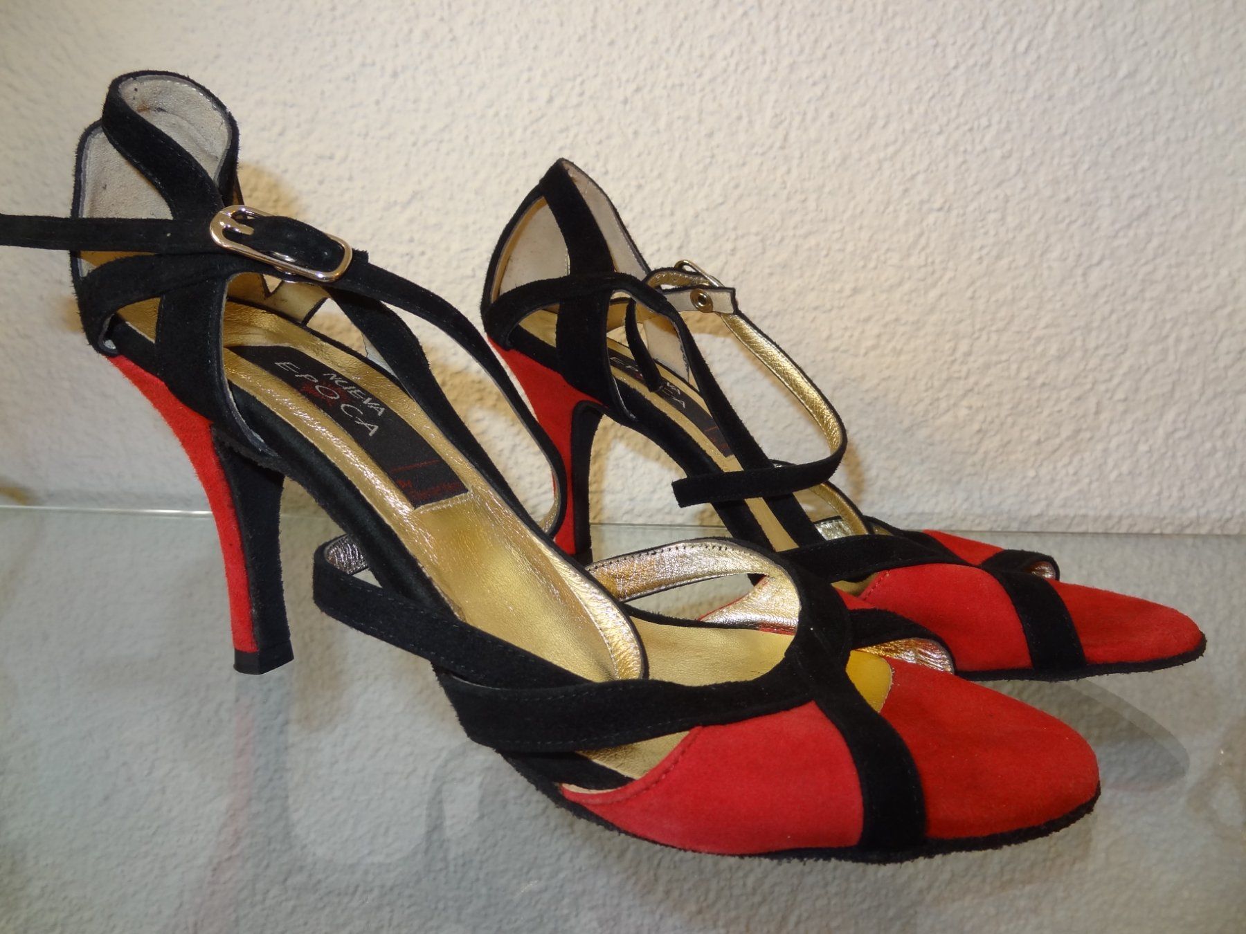 Scarpe da donna: Neue Tangoschuhe Epoca Grösse 39 – Nuovo (secondo la descrizione) da Zürich venduto da badersi 1