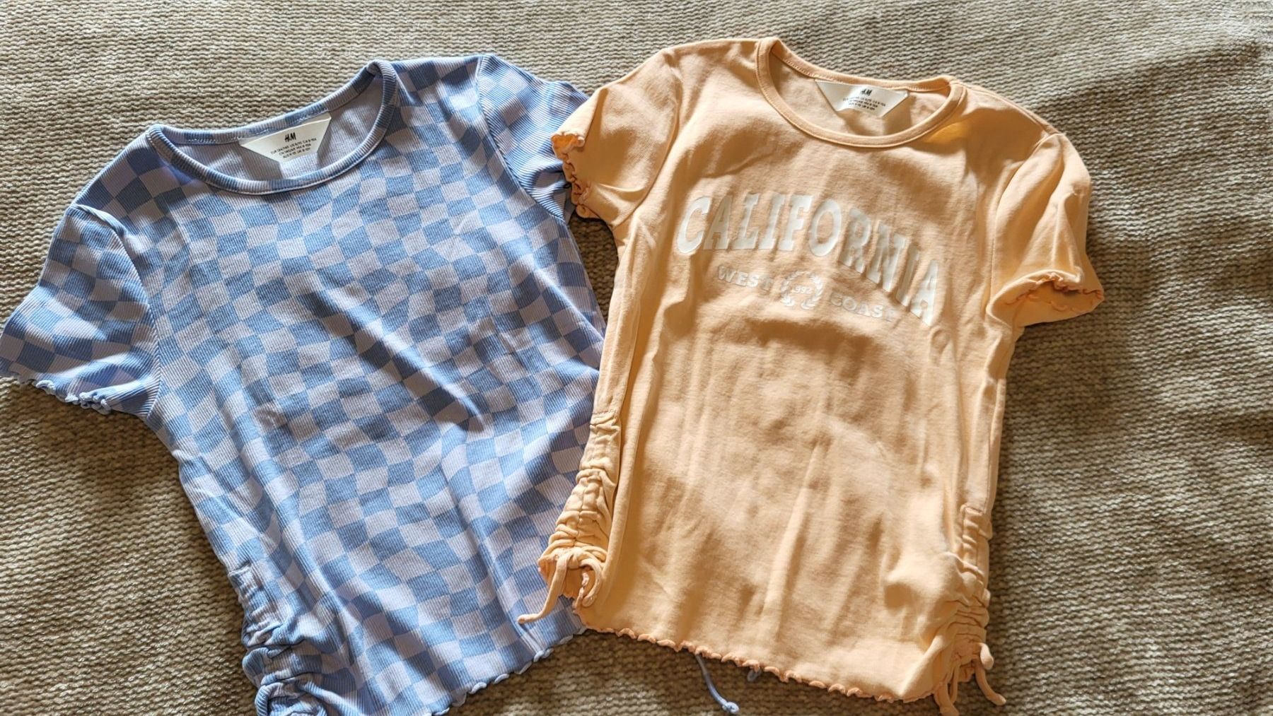 H&M Camicette, T-shirt & Top: Mädchen Shirts 2 Stück Gr. 134/140 – Usato da Winterthur venduto da cbe_5ph7