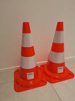 2 Verkehrskegel neu