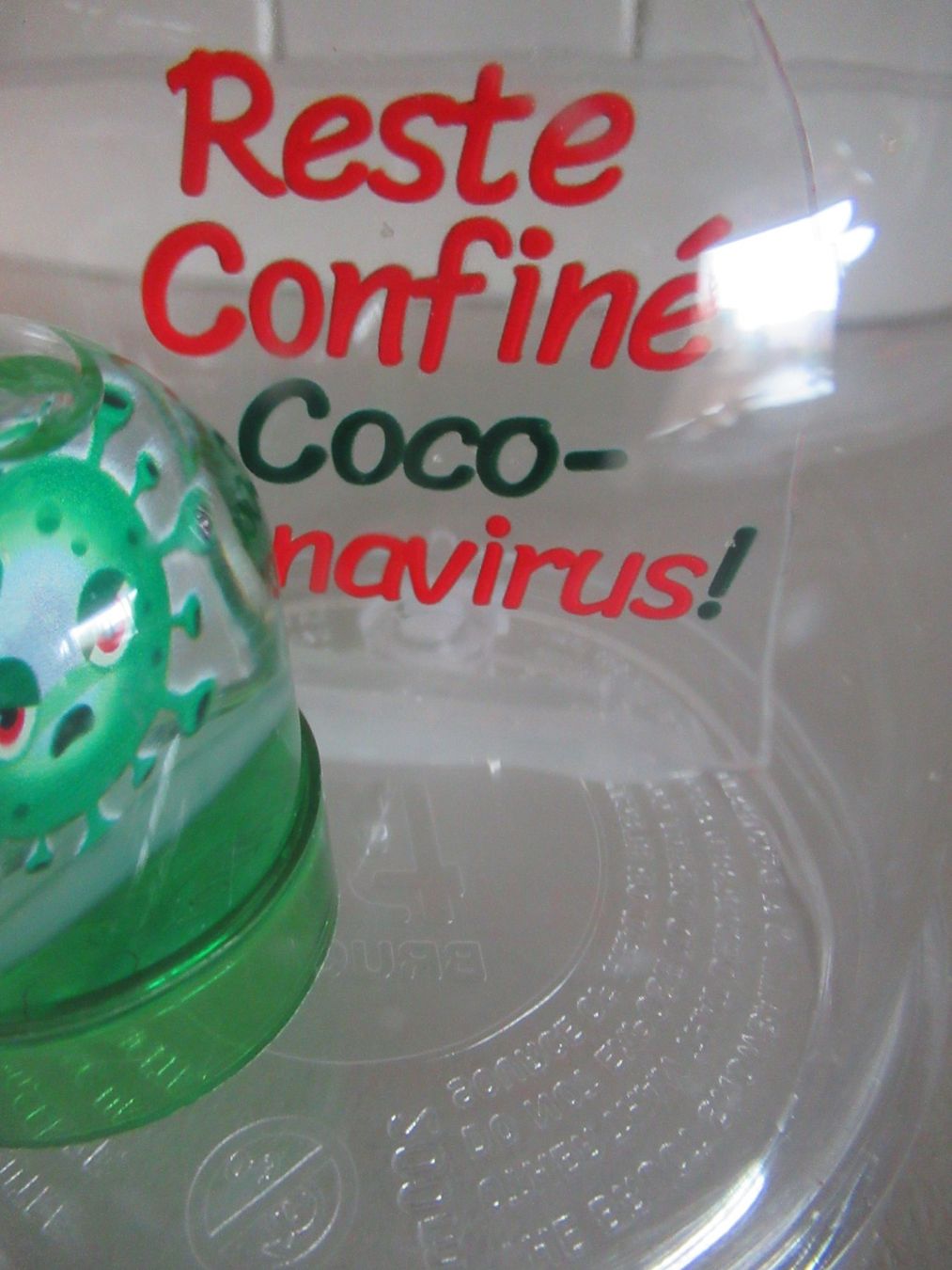 Statuette: Coco-ronavirus  Selten Schneekugel – Usato da Trimbach venduto da donlyn 4