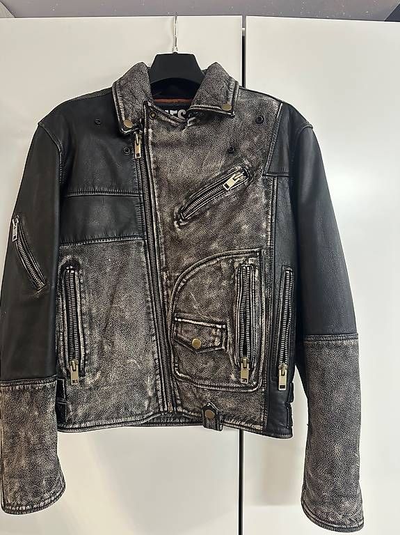 Giacche: Veste Diesel Unisexe  – Usato da Onex venduto da eri_jx6q