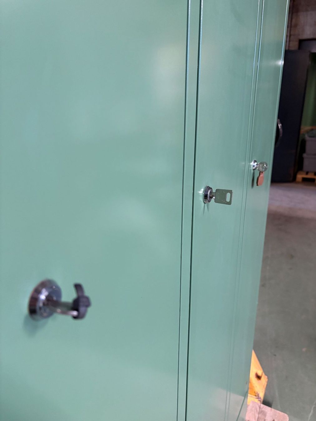 Garderobe: Spind – Gebraucht aus Dulliken von forumclassic 5