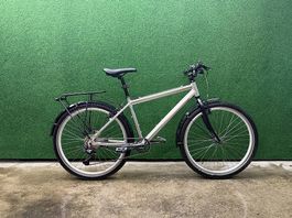 NEUWERTIG! Hochwertiges Trekking-/Cityvelo Schaltung 1x10
