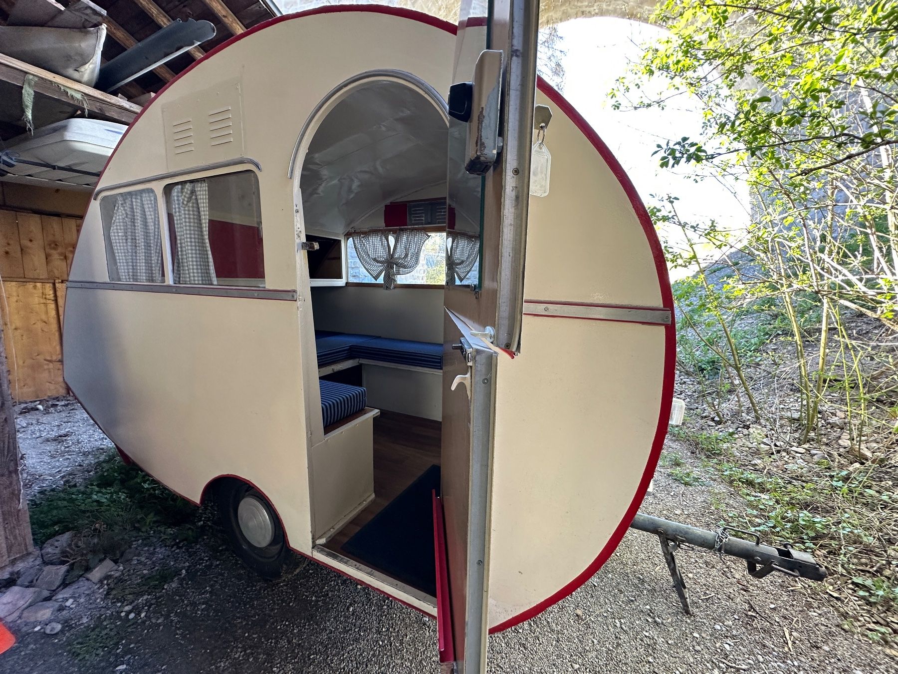 Mobilhome: Original Dübener Ei oder „Kuschelkugel» – Usato da Lichtensteig venduto da ChateauToggi 3