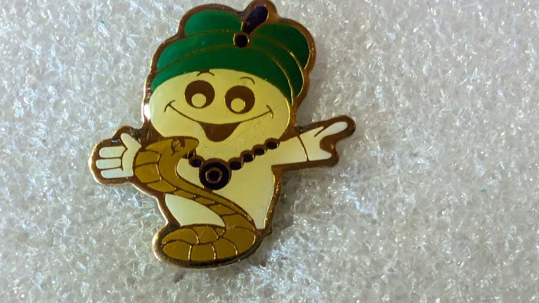 Placchette & Badge: Ansteckpin 234: Maga Bio – Usato da Oppligen venduto da Pin-Fall-Shop