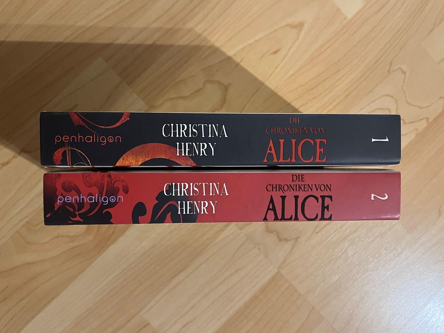Die Chroniken von Alice, Christina Henry, Teil 1 und Teil 2 (Neu ...