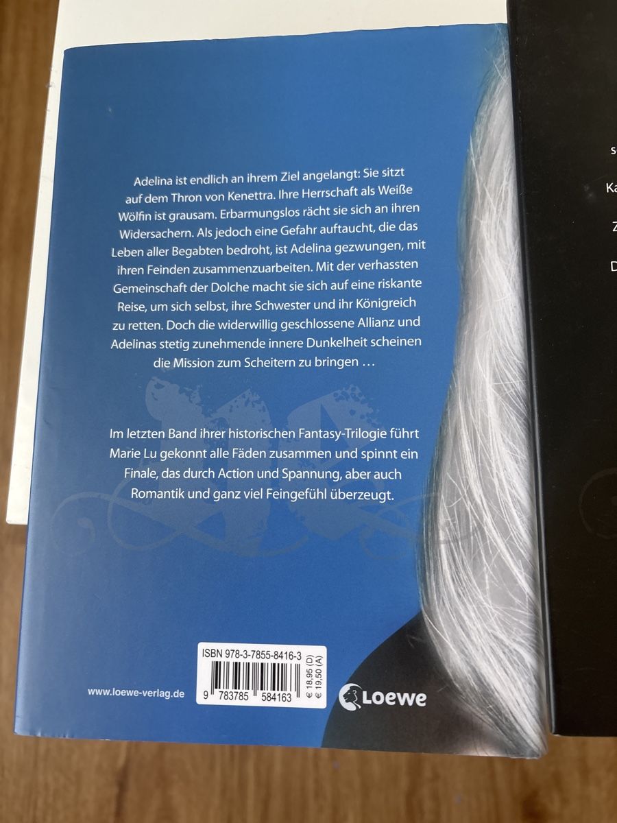 Bücher: Young Elites / Marie Lu – Gebraucht aus Amriswil von SCHLOSSGEISTLI 1