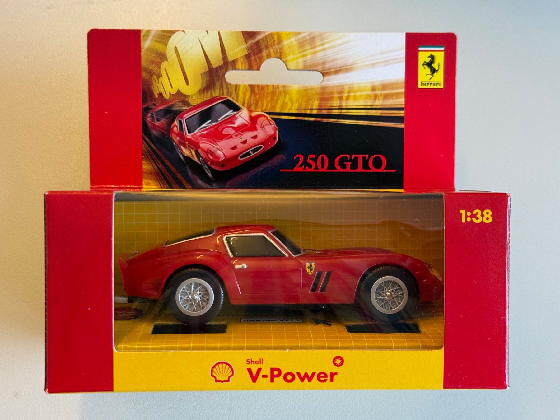Ferrari Modellini d'auto: 4 Ferrari Modellauto 1:38 – Usato da Zürich venduto da Hobit2 3