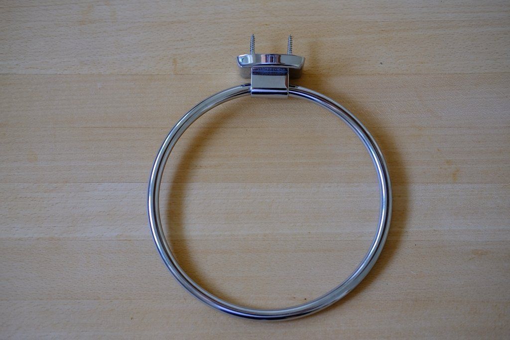 Portasciugamani: Vintage Handtuchhalter / Badetuchring – Usato da Muttenz venduto da Montreal1986 3