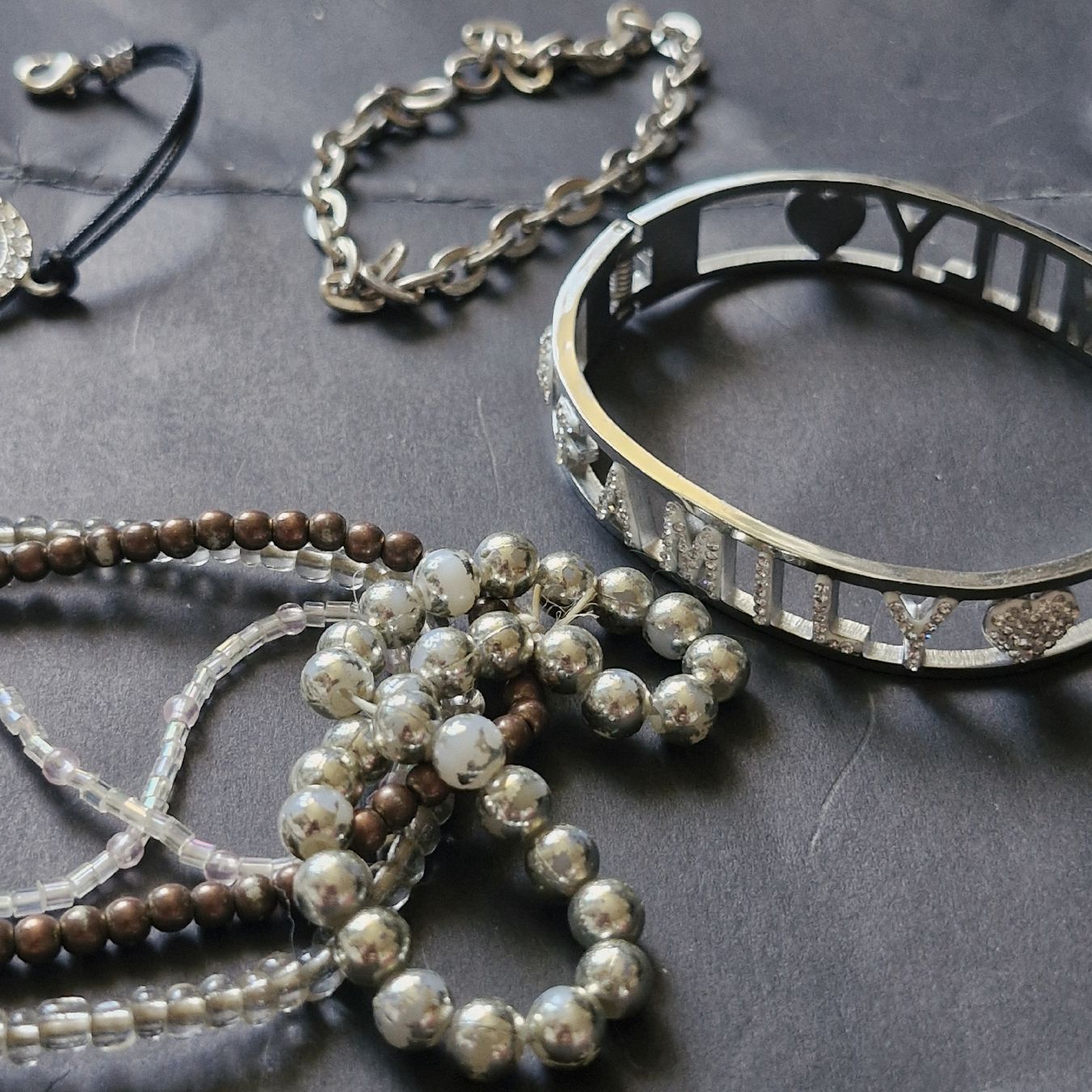 Autres bijoux: lot de bracelets argentés  – D'occasion à Neuchâtel par yas_zdb7 1