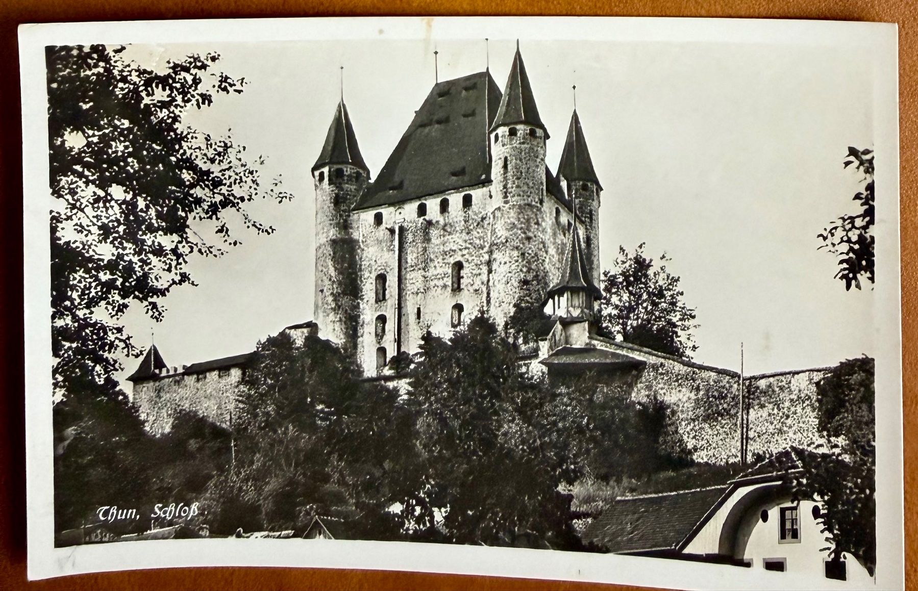 Cartoline postali: Thun - Schloss 1930 – Usato da Lutry venduto da Ediego