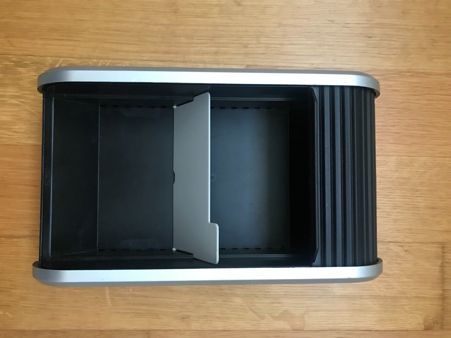 Ablagesysteme: Helit 62180 Visitenkartenbox mit Rollverschluss – Neu (gemäss Beschreibung) aus Zug von Cry71 1