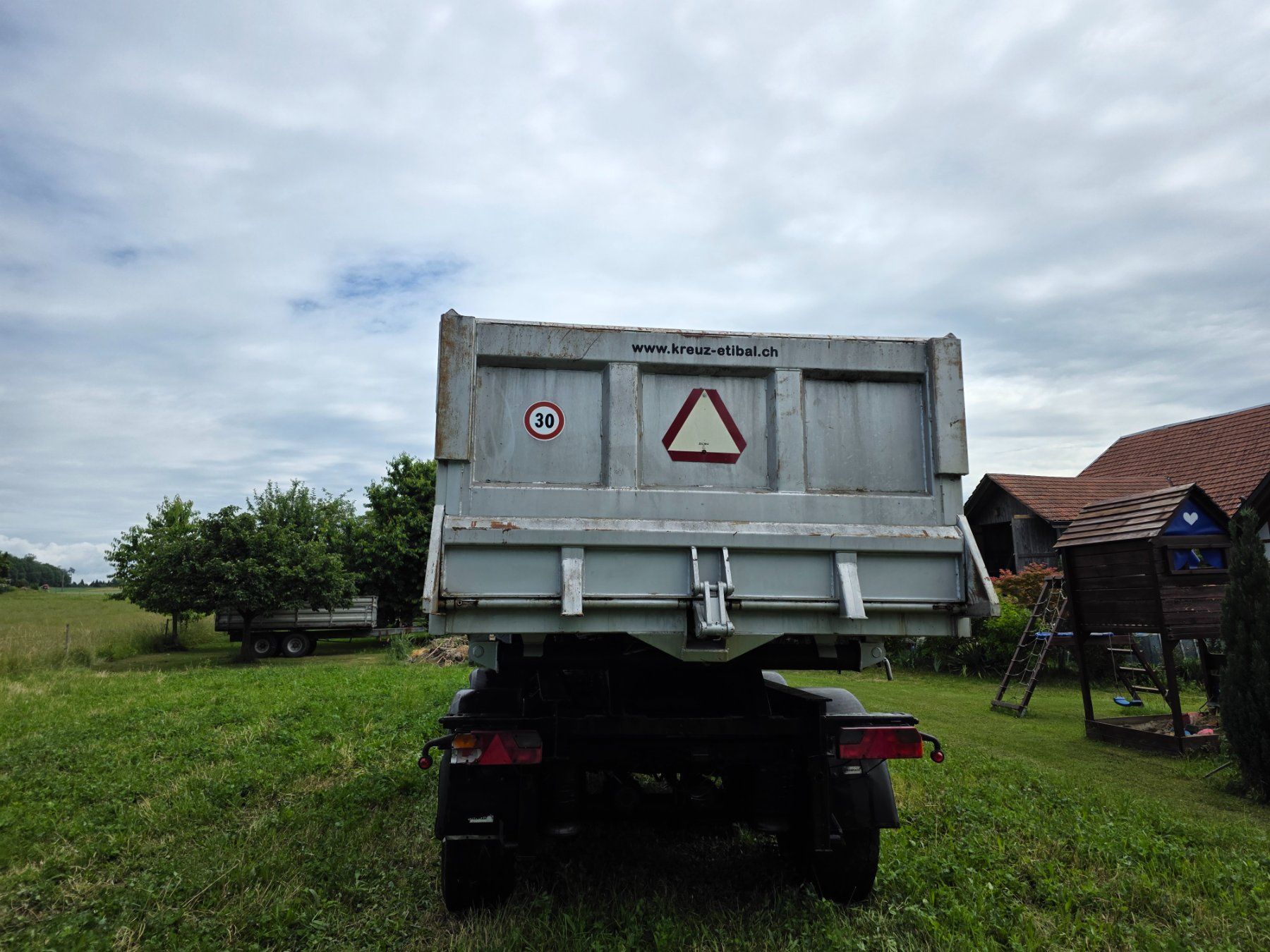 Autoribaltabili: Kippmulde 2-Seiten-Kipper mit Wechselsystem – Usato da INS venduto da chrigu018 5