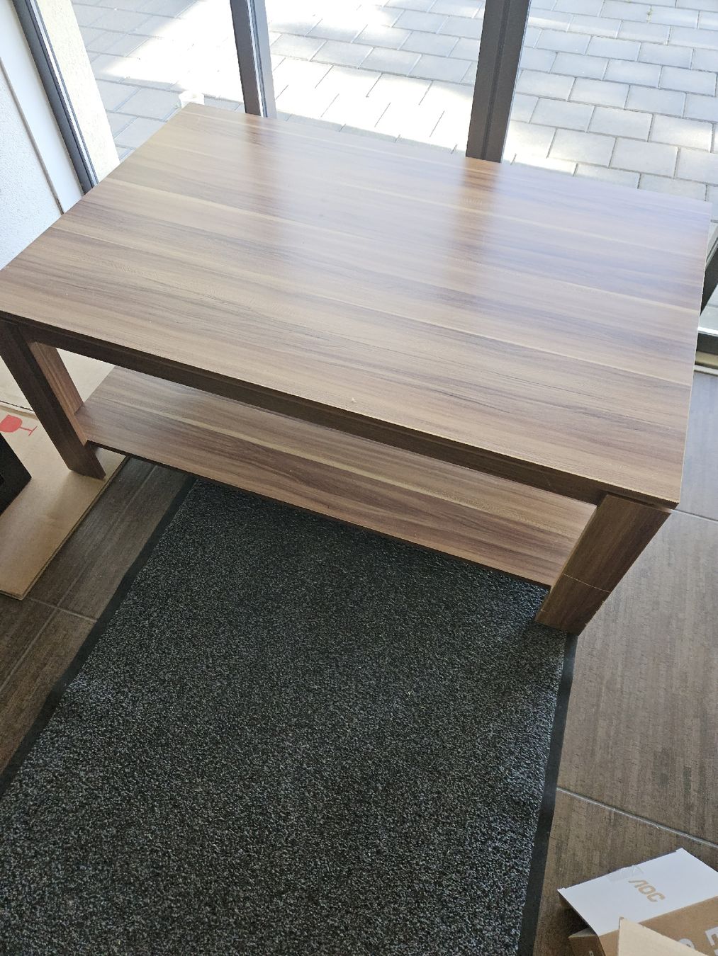 Tische: Sofatisch Couchtisch – Gebraucht aus Morschach von Hanswi