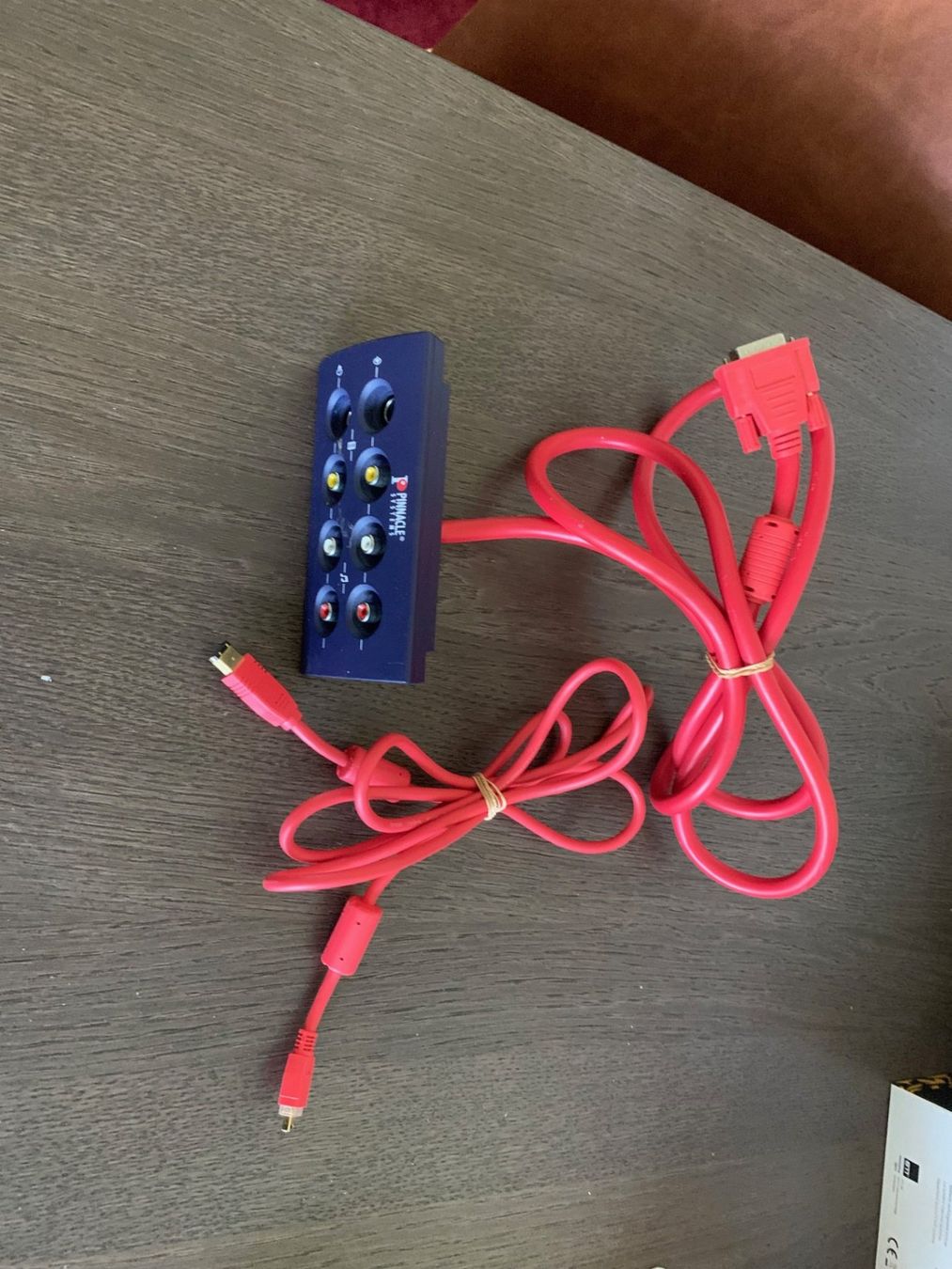 Lecteurs & Adaptateurs: Pinnacle Systems BlueBOX Adapter Kabel Rot 40160734 – D'occasion à Emmen par newdeal1970 4