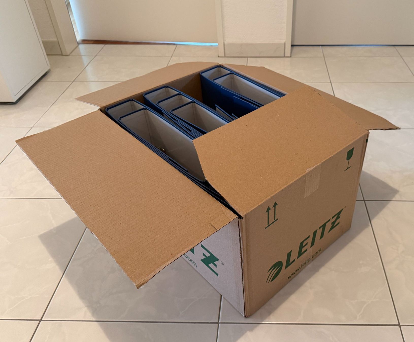 Leitz Raccoglitori: Leitz Ordner, blau, A4, neu, 15 Stück – Nuovo e nell'imballaggio originale da Dürnten venduto da puumies 1